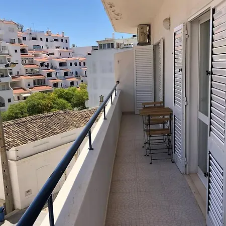 Le Modern' * Αλμπουφέιρα